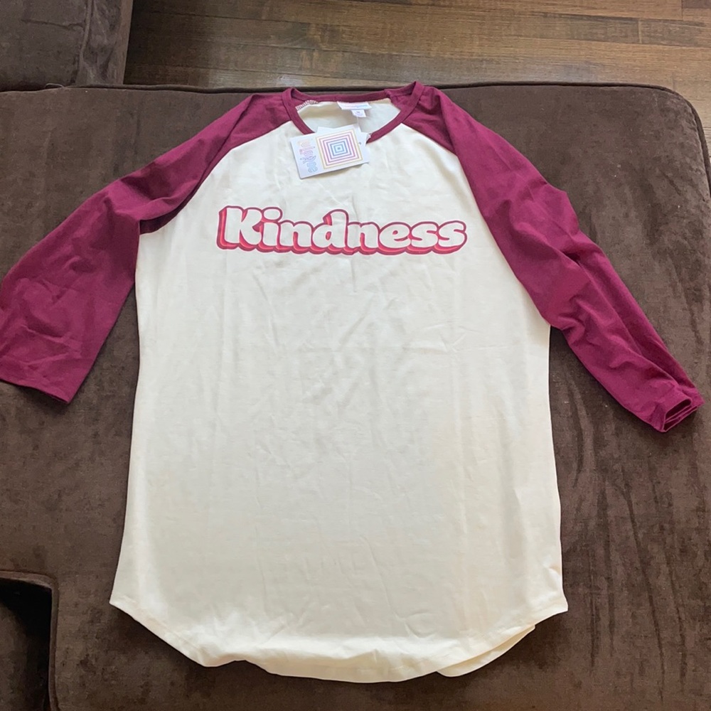 LuLa Roe.  Woman's t shirt size medium
